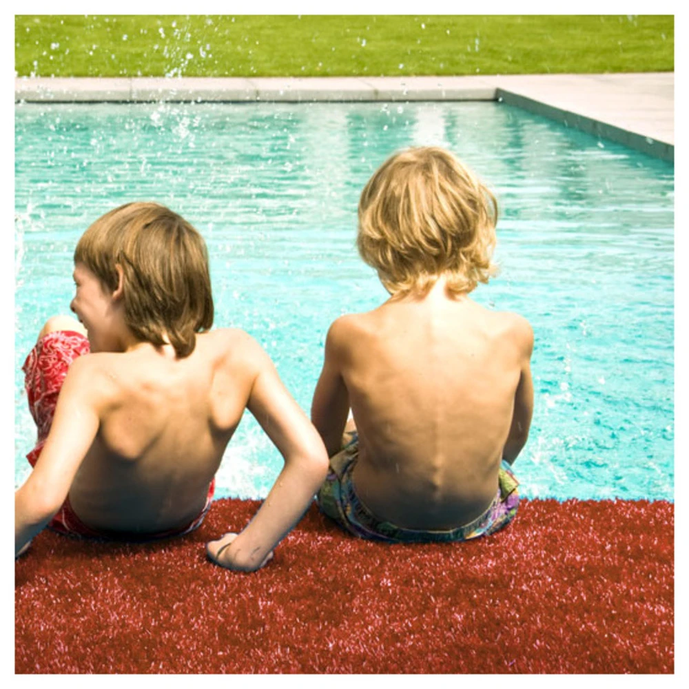 Gazon Synthétique Peps - Couleur Rouge Brique - 20mm - 2m X 5m – Image 2