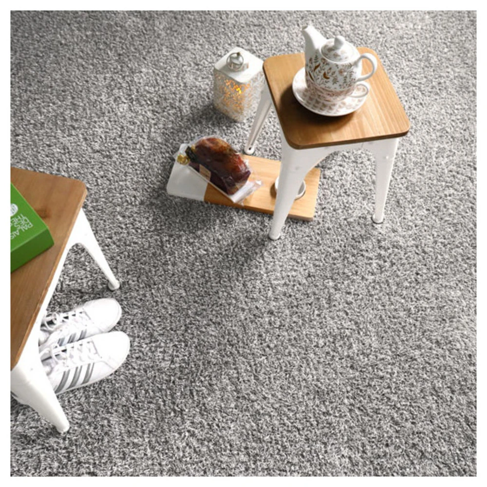 Gazon Synthétique Arty - Couleur Gris Clair - 20mm - 1m X 7m – Image 2